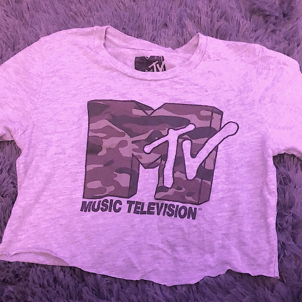 MTV Cropped Camo Tee